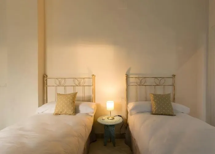 Atico Terraza Privada. Centro Ciudad Apartamento